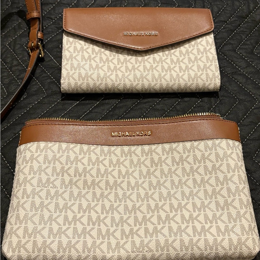 Michael Kors 3 in 1 Tote - Picture 8 of 16